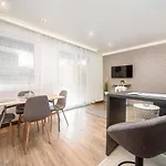 Grace Pine Apartment 3