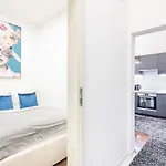 Melody Meadow Apartment
