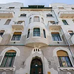 Court Crossing Apartment