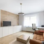 B44 Brody Apartment