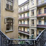 Klauzal Garden City Apartments