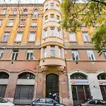 Klauzal Garden City Apartments- Studio K32