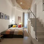 Historic Apartment In Budapest Downtown