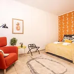 Warm Elegance Retreat : 75 M2 Comfort Near New York Cafe