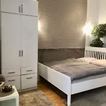 Diamond Apartman Near To Basilica