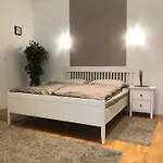 Diamond Apartman Near To Basilica