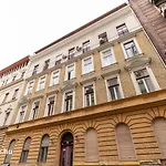 2 Bedroom 107 M2 Loft With Balcony