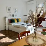 Studio27 - Apartment With Balcony At The Buda Castle