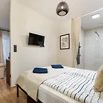 Secret Cave Premium Central Apartment