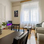 Gentleman Apartment