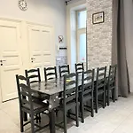 Rakoczi Apt