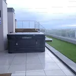 Koris Pool Apartments