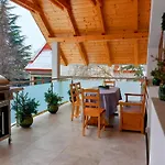 Kupolavilla-Apartment-Event House By The Danube River-Buda
