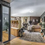Charming Castle View Suite With Giant Balcony