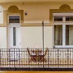 Soho Heartbeat Hideaway By Nw