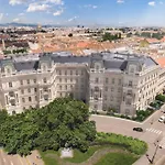 Hubner Apartment