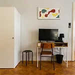 Poli24 Apartment