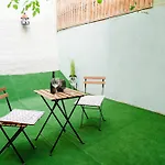 Secret Garden Apartment - Free Parking