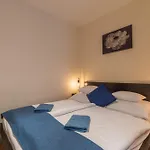Andrassy Heritage Deluxe Apartment