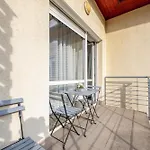 Weiner Apartment With Balcony