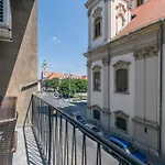 Castle Charm Apartment/ Ac