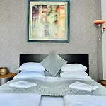 Premium Apartment By Hi5- Cp With Free Parking