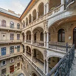 Cosy Corner - Erzsebet Blvd