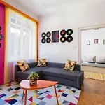 Synagogue Apartment In Heart Of Budapest