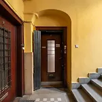 Synagogue Apartment In Heart Of Budapest