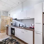 Golbarg Synagoge Apartment In Heart Of City