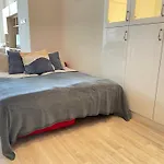 Spacious Riverside Residency - Magnificent View