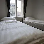 Pest-Port Apartment 4 Rooms For 16 Person