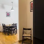 Skyhome By Artemisia Apartments