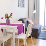 Colours Apartments Deluxe With Free Parking