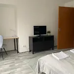 Marton Residence With Free Parking