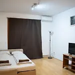 Vincent Apartment