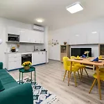 Raday K203 Residence With Private Balcony