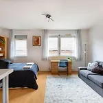 N34 Nap Apartment