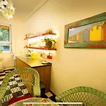 Cozy Art Flat