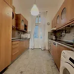 Danube View Apartment In Center-Prime Location