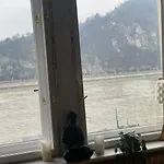Danube View Apartment In Center-Prime Location