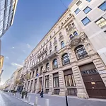 Sass Glamour Apartment Next To St Stephen Basilica S1