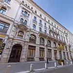 Sass Twins Apartment Next To The Basilica S2