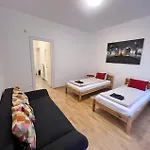 Boutique Family Apartment In The Heart Of City
