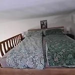 Hookah Apartment 13