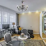B&P Apartments Central