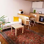 Cozy Studio In Central Budapest Near Ruined Bars