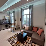 2 Separated Apts In 1 Price! Unique Downtown Views