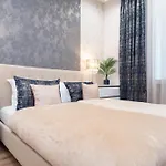 Amethyst Apartments - Acacia 2 Bedroom