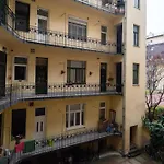 Lovely Studio At Central Location